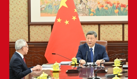 习近平听取岑浩辉述职报告