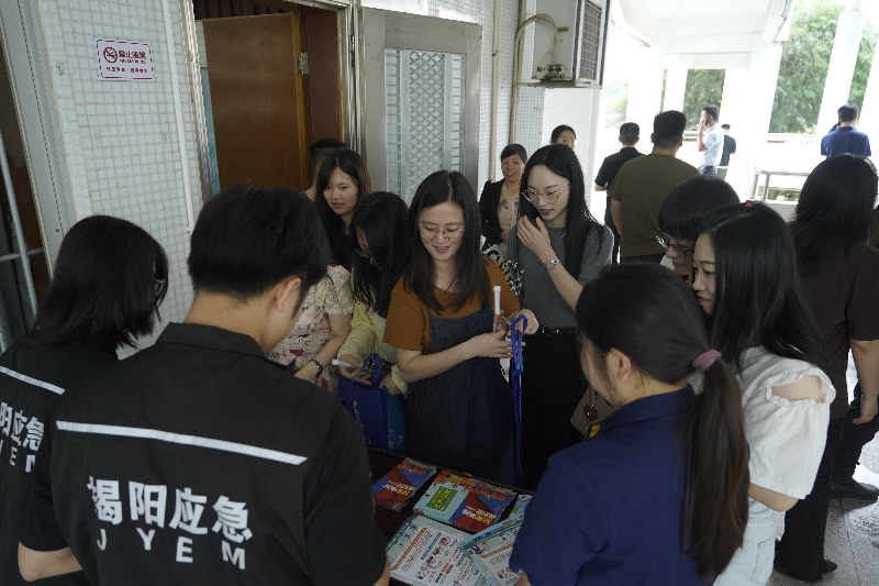 036f10be550d76cd03a0b274c8cb712c.jpg