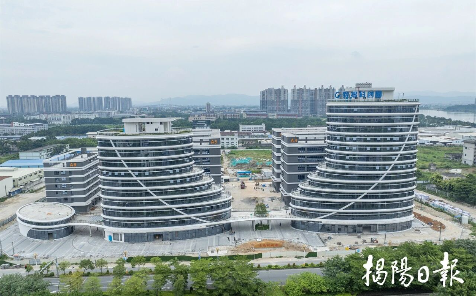 微信图片_2026-08-13_172227_611.jpg