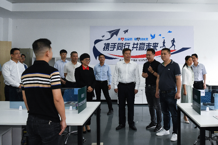 微信图片_20210429165312(1).jpg