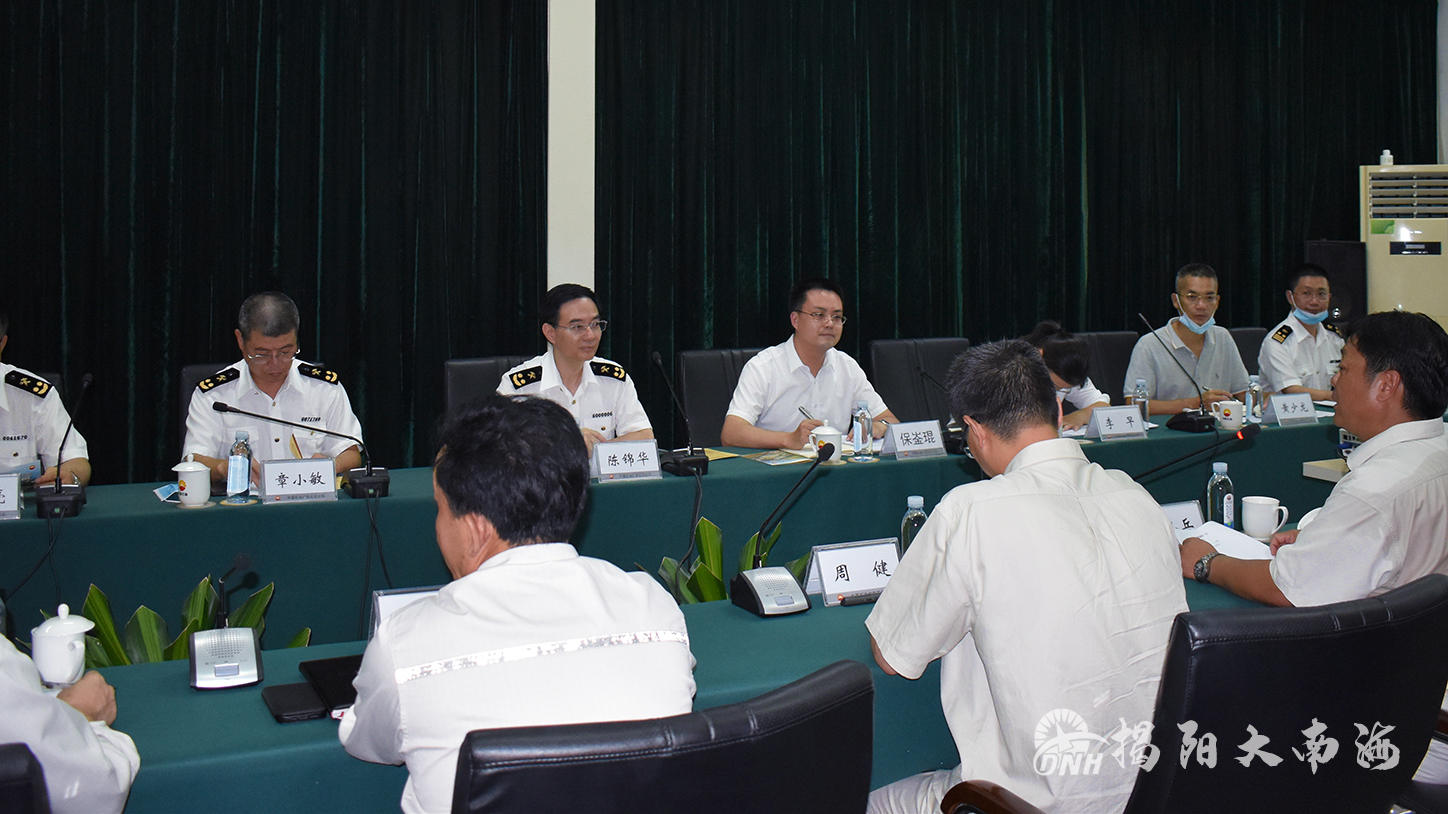 图3：座谈交流会现场 - 复件.jpg